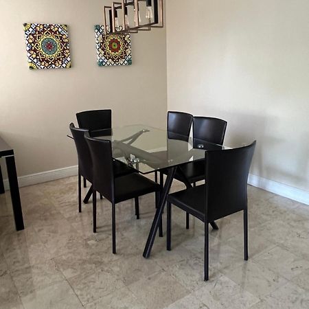 Renovated 2/2 Unit At Yacht Club/Aventura 아파트 외부 사진